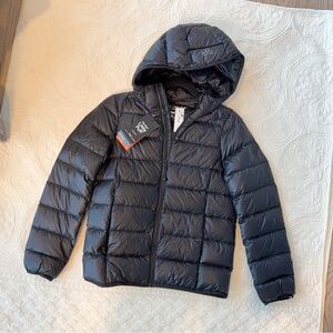 NWT 84801 LITTLE PUFF BLACK XXS ARITZIA